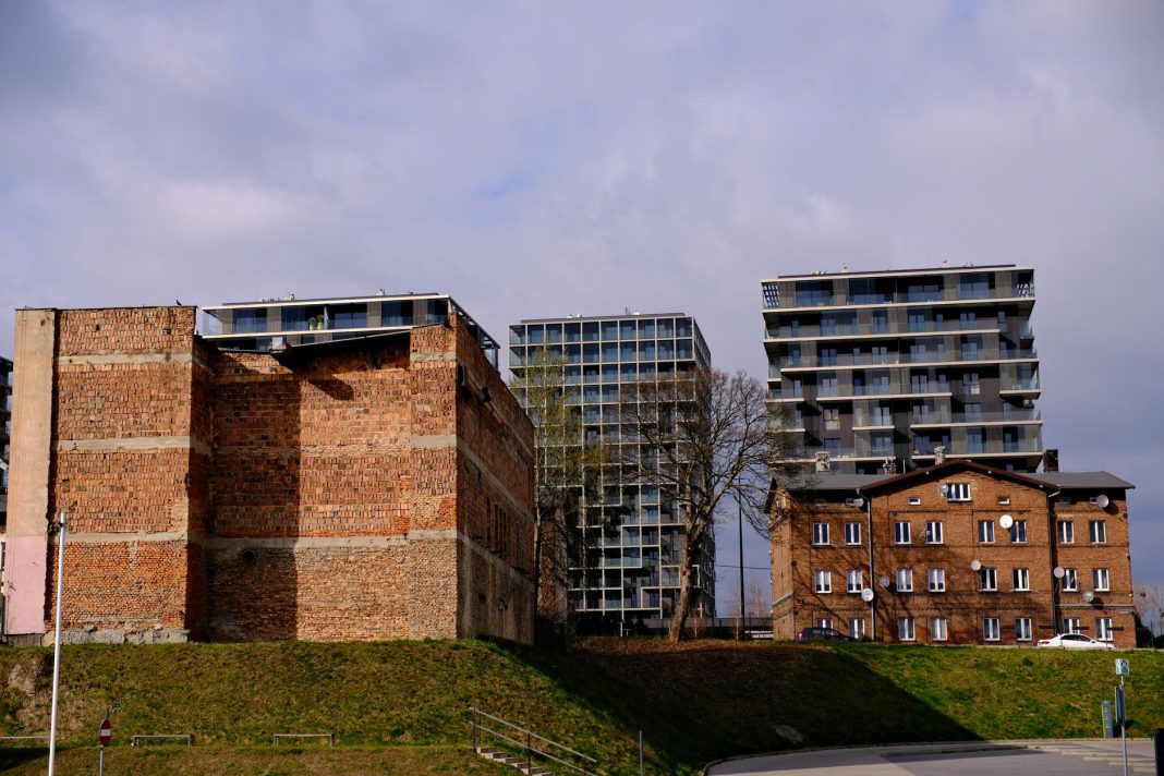 Gdzie w Katowicach deweloperzy budują najwięcej: przegląd nowych osiedli mieszkaniowych Gdzie w Katowicach deweloperzy budują najwięcej: przegląd nowych osiedli mieszkaniowych